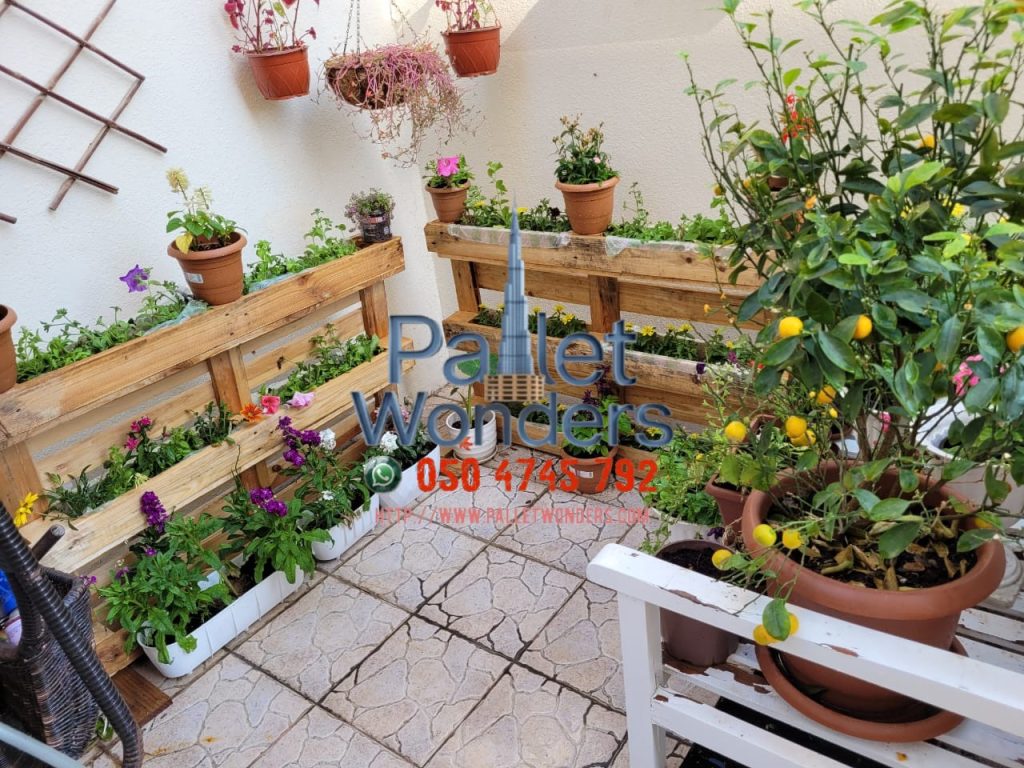 0507330544 pallets wooden